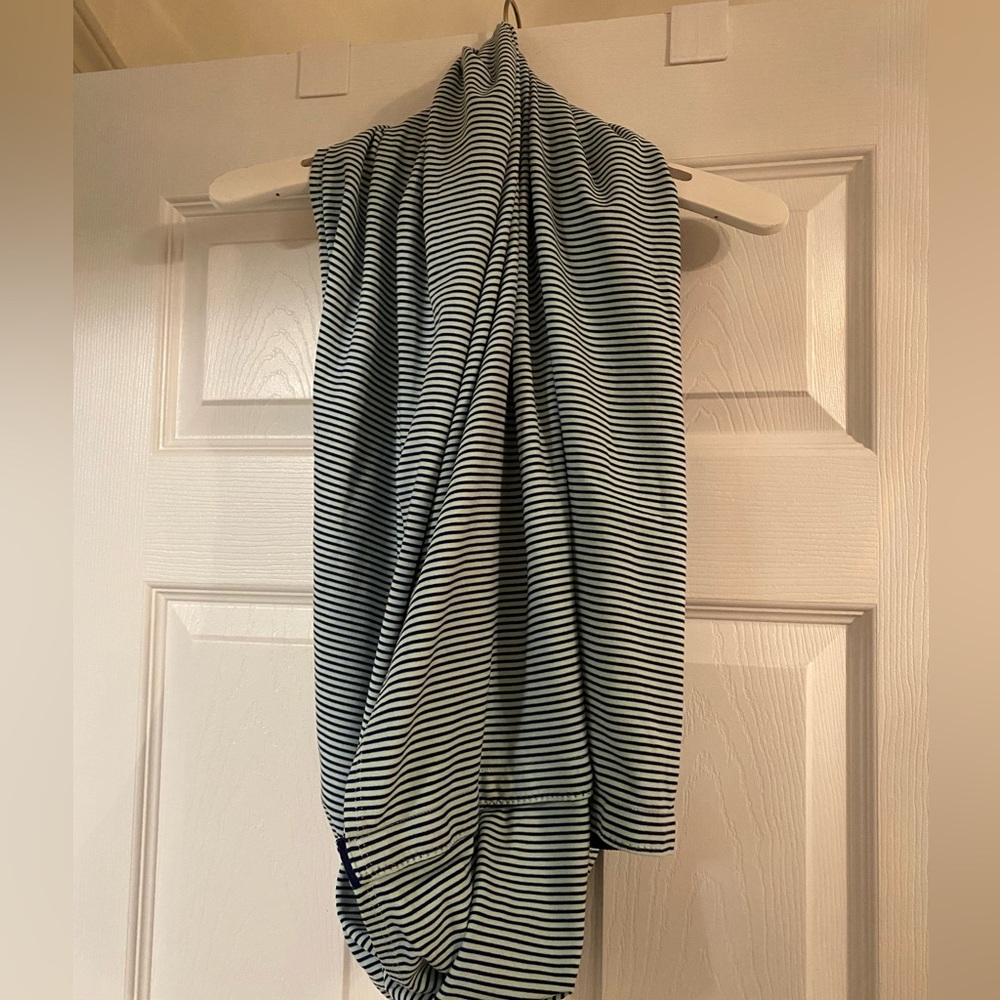 Lululemon Vinyasa scarf